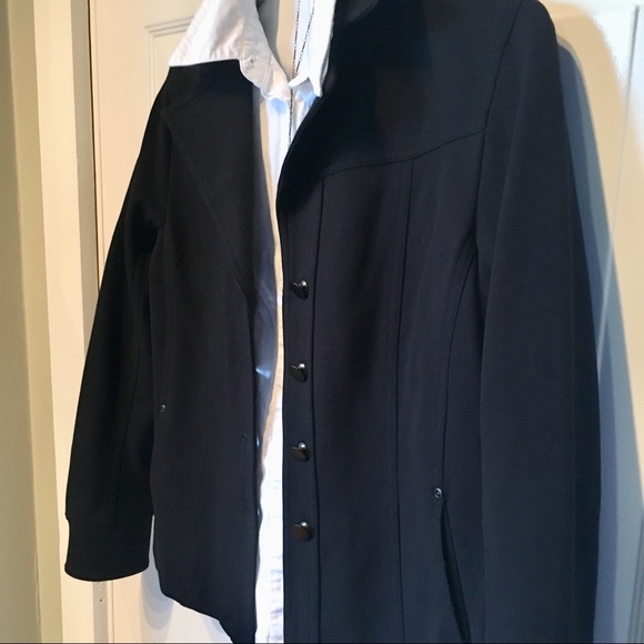 Laura Ashley Jackets & Blazers - 🎉HP🎉~NWT! LAURA ASHLEY PETITES Blazer Style Jacket!🌟